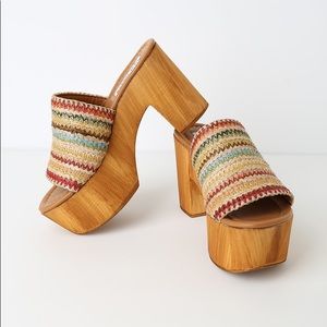 LIKE NEW Steve Madden Playdate Raffia Wooden Platform Mules